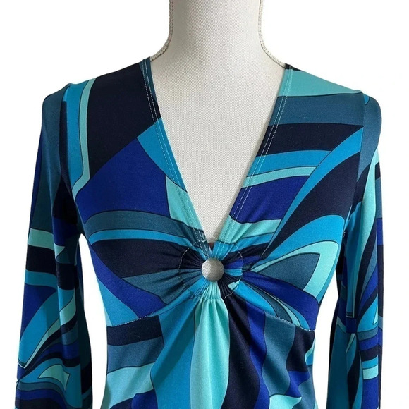 French Twist Y2K Blouse Medium Long Flared Sleeves Retro Geometric 2000s Pop Top - Picture 4 of 14